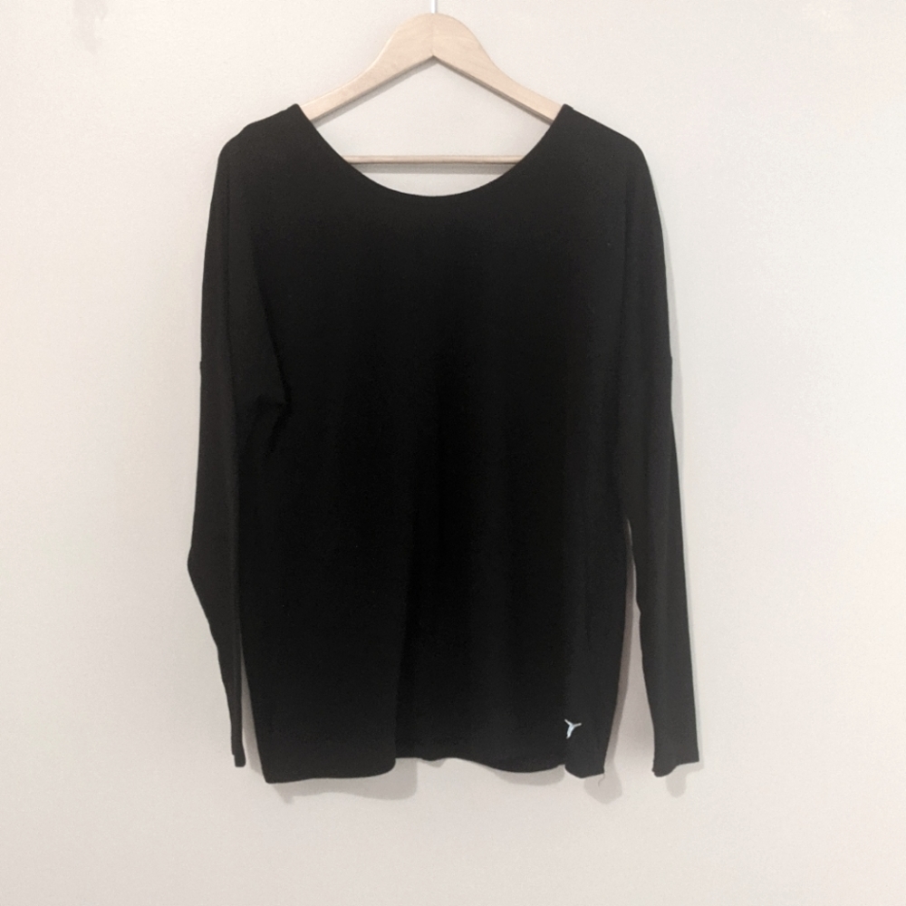 Old Navy Active Maternity V-Back Drop Shoulder Top